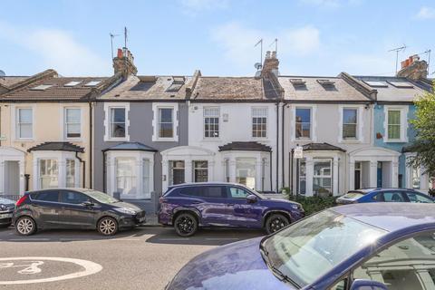 Burnthwaite Road, London, SW6