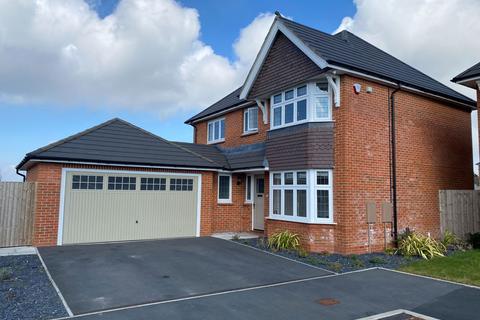 16 Celandine Close, Oldham, OL4 2AY