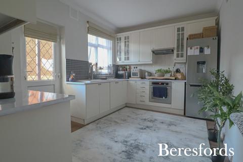 undefined, Highview Gardens, Upminster, RM14