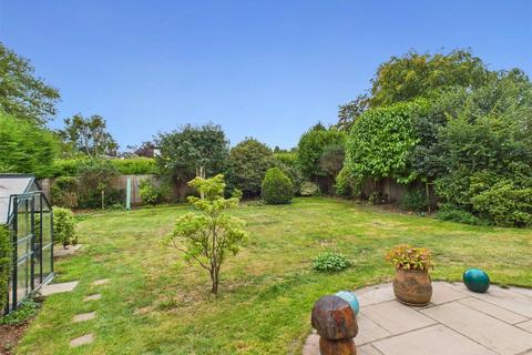 undefined, Manor Road, Swanland