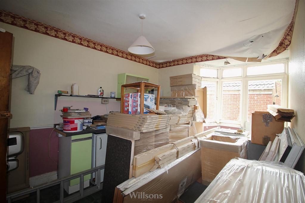 Sitting Room/Bedsit