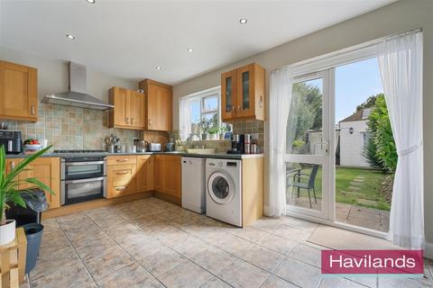 3 bedroom terraced house for sale, Southbury Avenue, Enfield