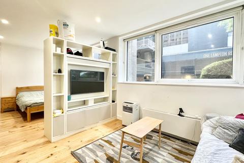 undefined, Central House, Lampton Road, Hounslow TW3