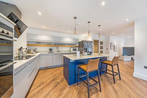 2 bedroom apartment for sale, Hendon NW4
