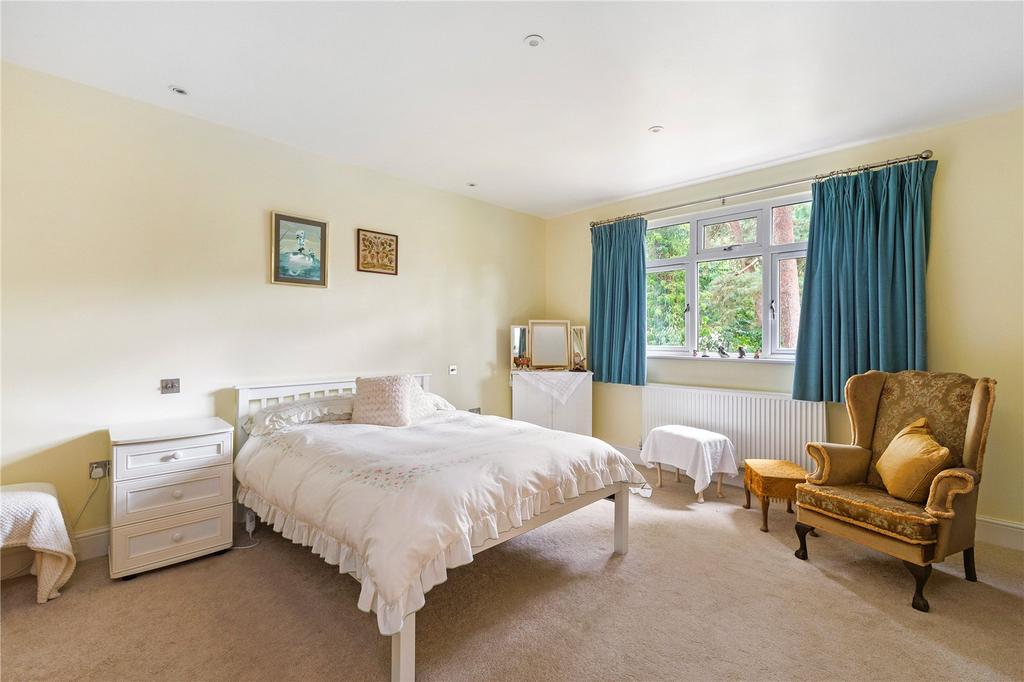 Main Bedroom