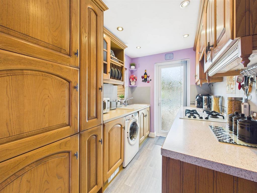 CAM05080 G0-PR0167-STILL009.jpg