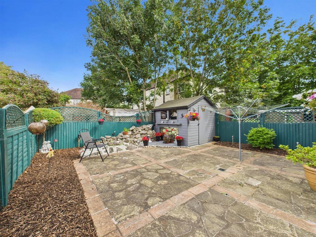 CAM05080 G0-PR0167-STILL018.jpg