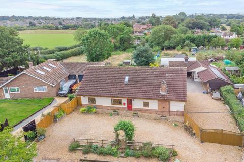 4 bedroom detached house for sale, High Street, Burcott, Leighton Buzzard