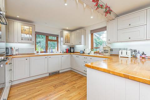 4 bedroom detached house for sale, High Street, Burcott, Leighton Buzzard