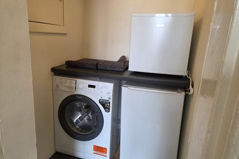 1 bedroom flat to rent, Granton Road, Edinburgh EH5