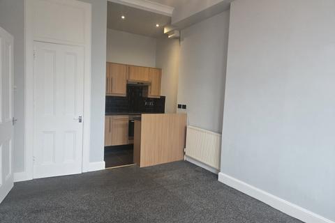 1 bedroom flat to rent, Granton Road, Edinburgh EH5