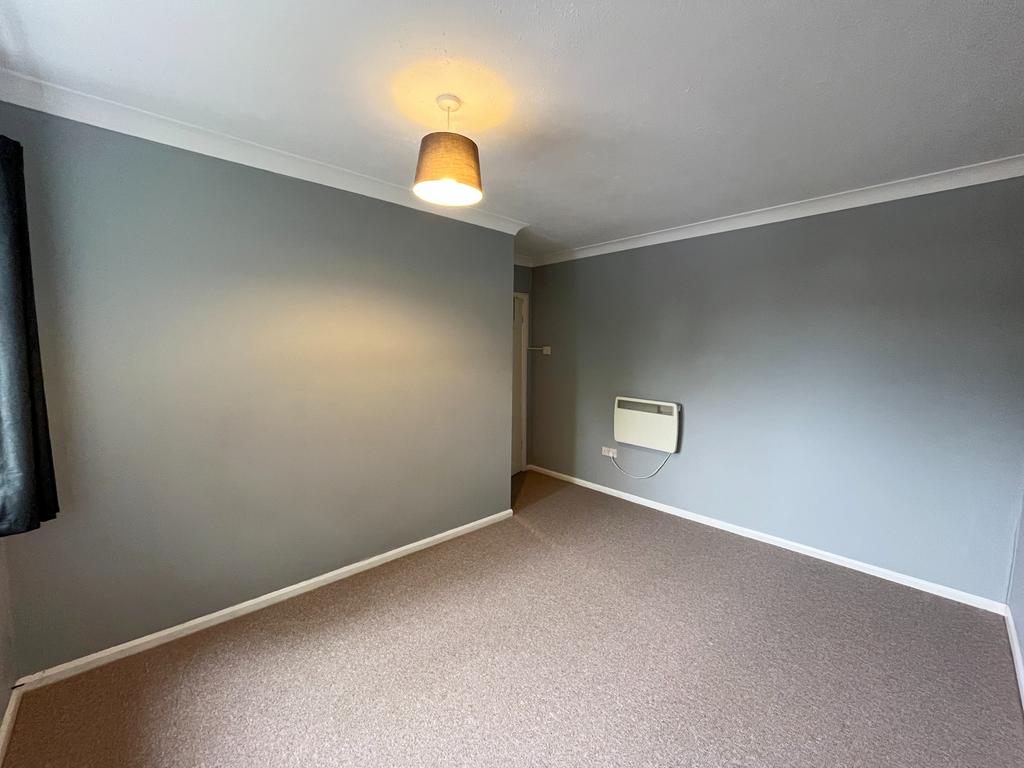 Apartment in Leicester, Clarendon Park - View 5