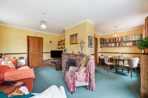 3 bedroom bungalow for sale, New Farm Road, Alresford
