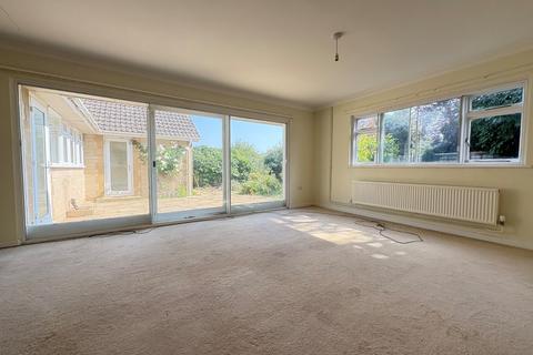 undefined, Kingsmead, Lechlade, Gloucestershire, GL7