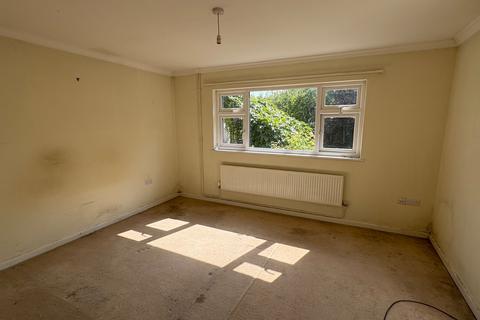 undefined, Kingsmead, Lechlade, Gloucestershire, GL7