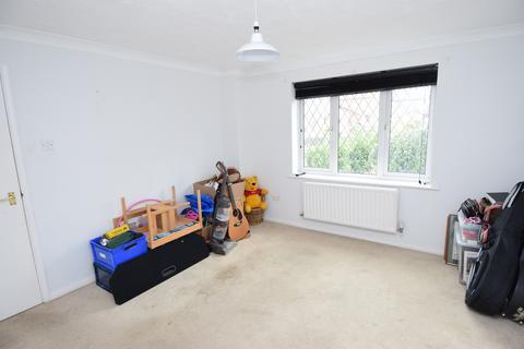 3 bedroom detached house for sale, Avondown Road, Durrington, SP4 8JE