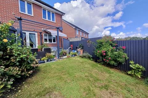 54 Dandelion Close, Northampton, NN3 5FB