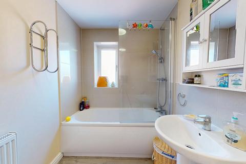 54 Dandelion Close, Northampton, NN3 5FB