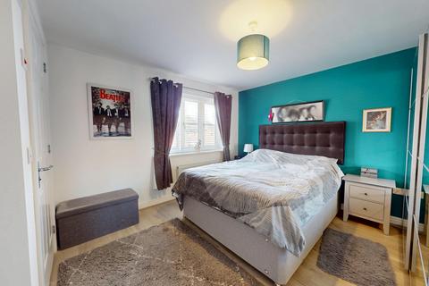 54 Dandelion Close, Northampton, NN3 5FB