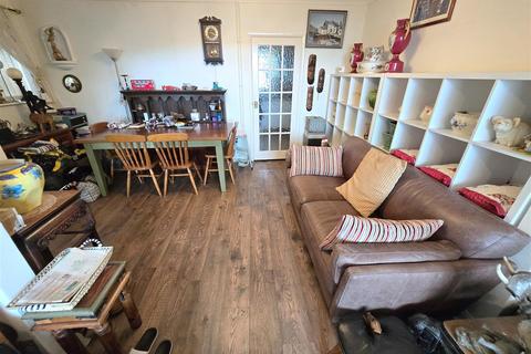 3 bedroom end of terrace house for sale, Riverside Road, Gorleston