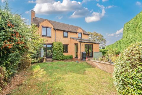 4 bedroom detached house for sale, Blackthorn End, Cheltenham, Gloucestershire