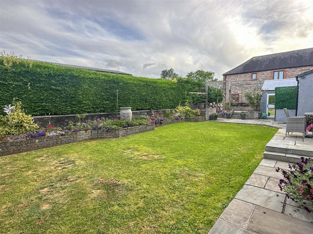 Garden a.jpg