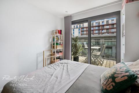 undefined, Royal Carriage Mews, London