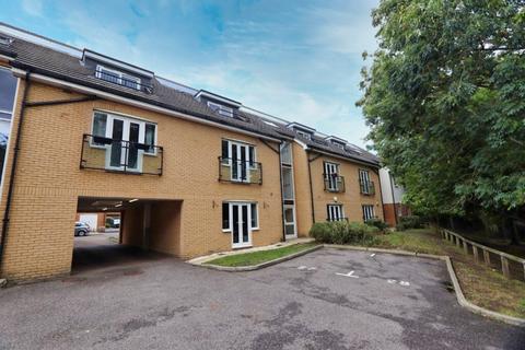 1 bedroom apartment for sale, Ingrebourne Avenue, Harold Hill, RM3