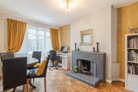 4 Brookside Road, Wimborne, BH21 2BL