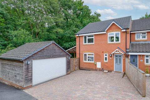 4 bedroom semi-detached house for sale, Ellerdene Close, Redditch, B98
