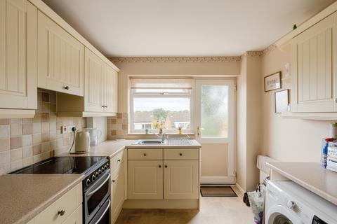 undefined, Bristol BS16