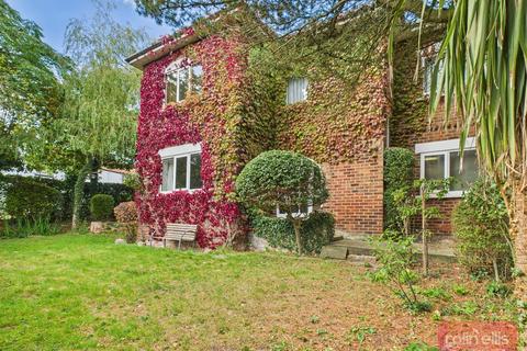 Lady Ediths Avenue, Newby, Scarborough