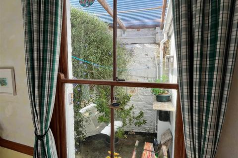 undefined, Sandquay Road, Dartmouth