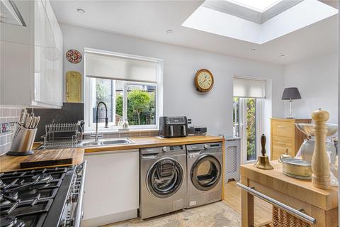3 bedroom semi-detached house for sale, Bradford Close, Bromley