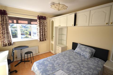 1 bedroom in a house share to rent, Earls Lane, Slough, SL1