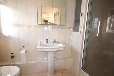 1 bedroom in a house share to rent, Earls Lane, Slough, SL1