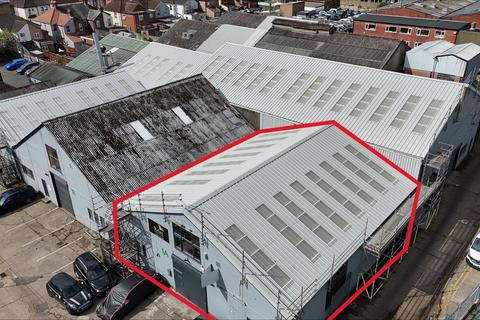 Warehouse to rent, Abercromby Av High Wycombe HP12 3BW