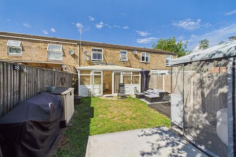 3 bedroom terraced house for sale, Fairfields, Thetford, IP24