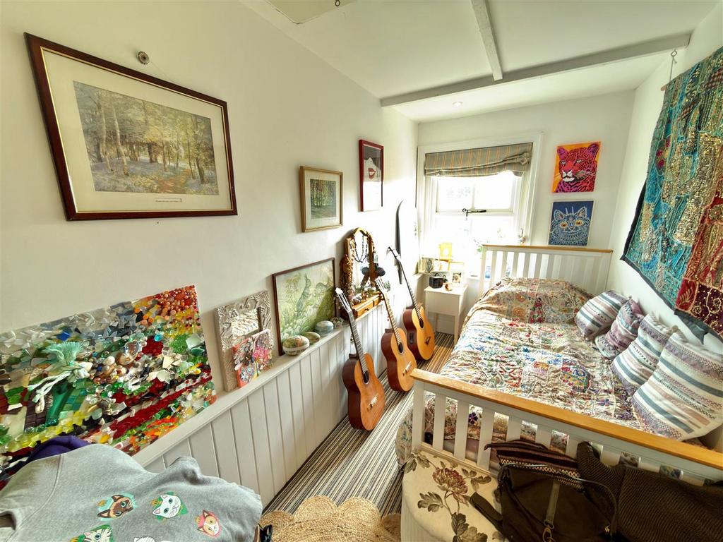 Bedroom 3.jpg