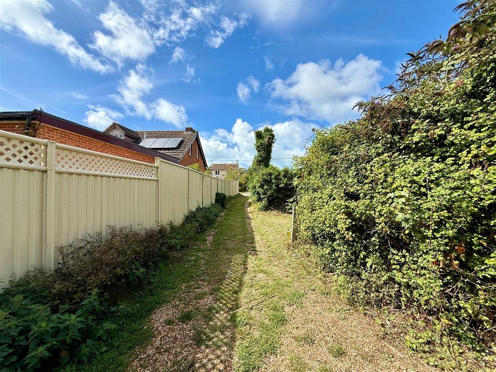 Rear Garden.jpg