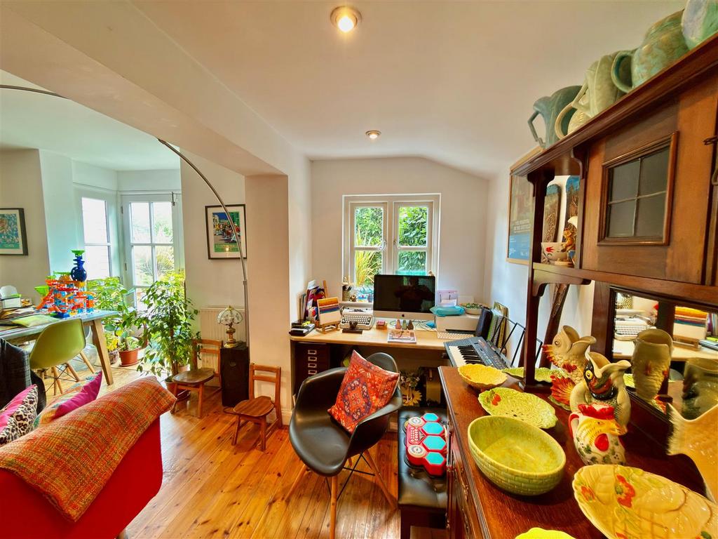 Sitting and Dining Room 2.jpg