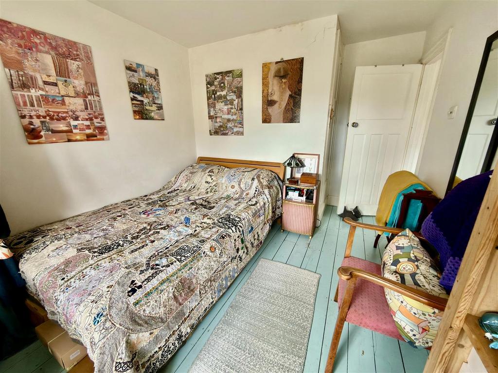Bedroom 2.jpg