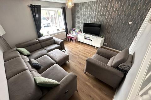 5 Briony Close, Royton, Oldham, OL2 5AL