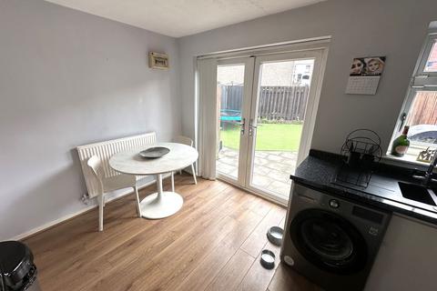 5 Briony Close, Royton, Oldham, OL2 5AL