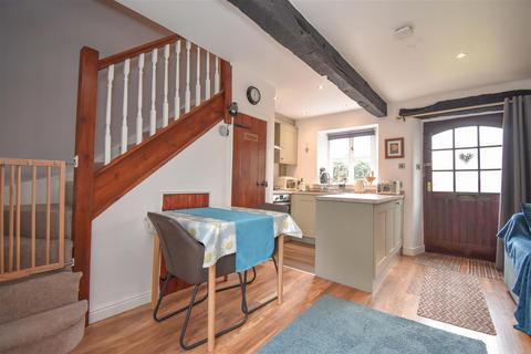 5, Friary Cottages Battlebarrow, Appleby-in-westmorland, CA16 6XT