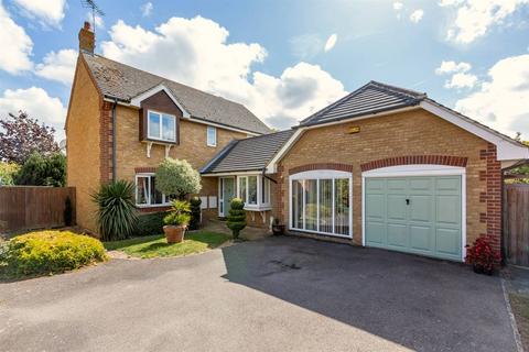 4 bedroom detached house for sale, Bridle Way, Herne Bay