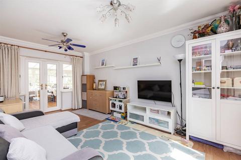 4 bedroom detached house for sale, Pochard Crescent, Herne Bay
