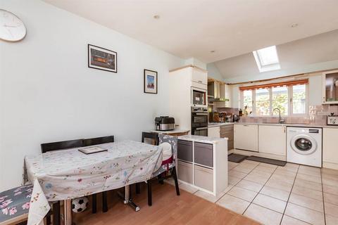 4 bedroom detached house for sale, Pochard Crescent, Herne Bay