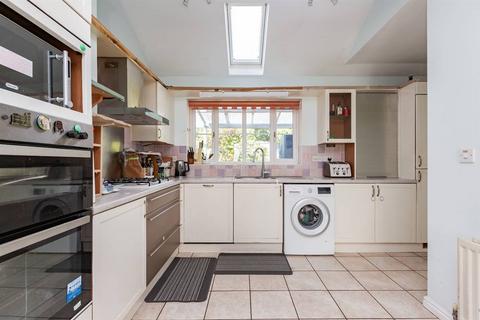 4 bedroom detached house for sale, Pochard Crescent, Herne Bay
