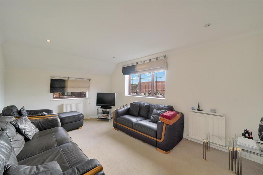 62 Priory Field Drive - A9vn3qe TEmp Gj SFj Ak NM.jpg